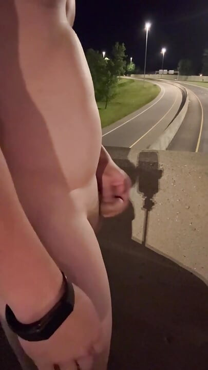 Asian Muscle Hunk Strips Naked on the Bridge - Ripped Flexing & Massive Cumshot