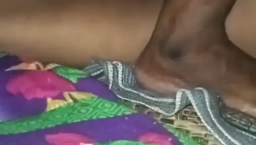 Memek Yangzi muncrat setelah dientot sama kekasihnya yang merupakan ayah tirinya