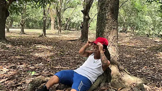 Moans in the Woods: I Saw a Couple Giving Each Other a Hard Outdoors and I Masturbated While Recording