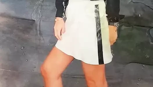 Laura vollgepisst