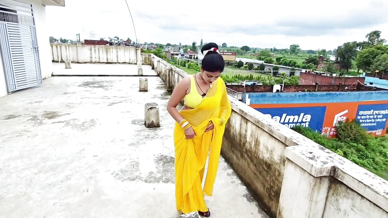 Indian Desi Newly Married Couple Having Hardcore Sex Fucking video in saree