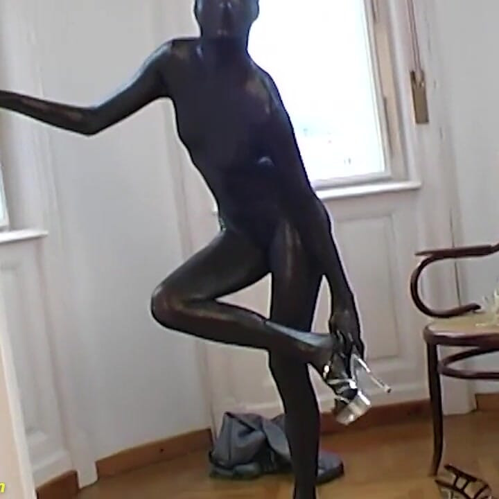 Extreme sexy skintight spandex babe