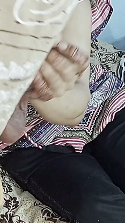 really indian hot wife wearing arabic hijab on live webcam plays with husband s big cock | Clip 1