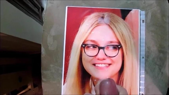 Dakota Fanning Cum Tribute 08