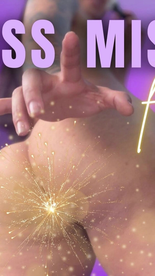 4K fet röv älskarinna luktar pruttar