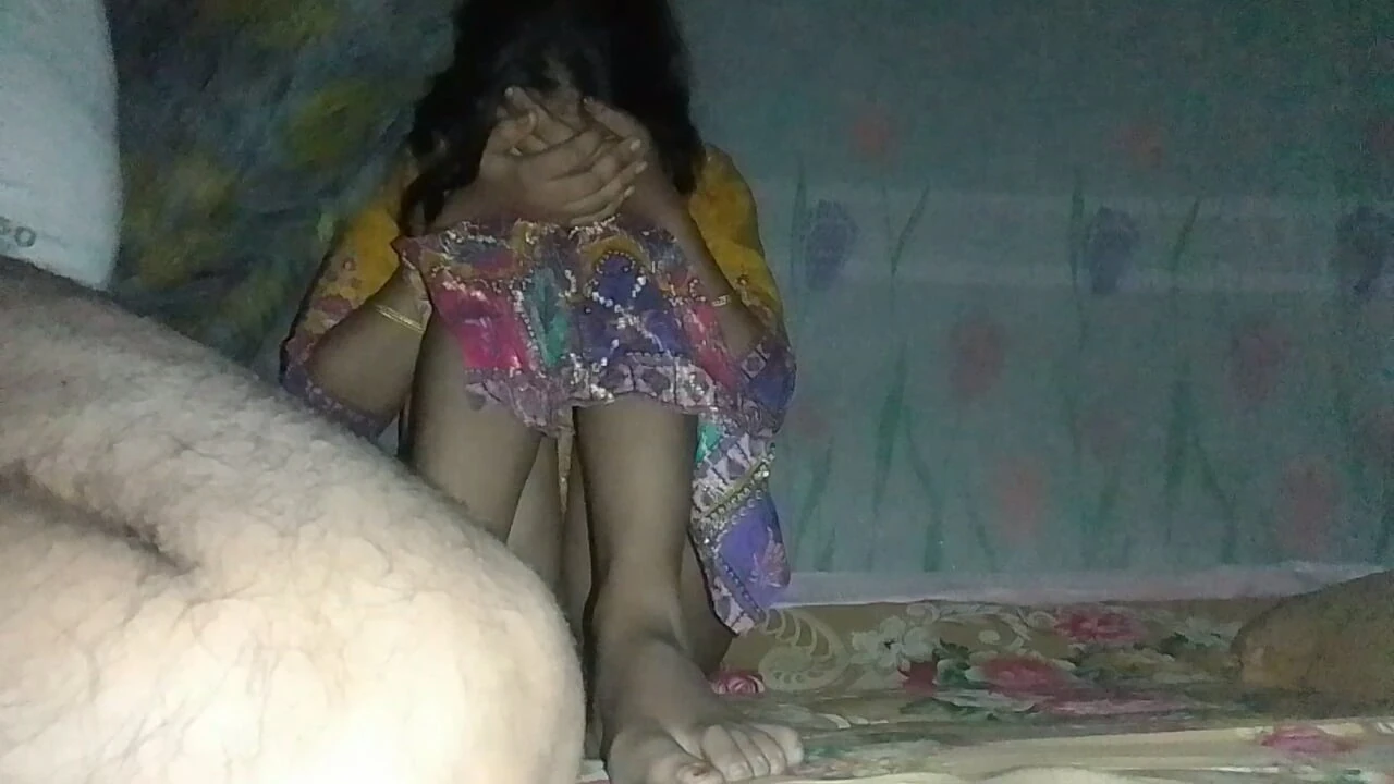 Desi Virgin girl fucking sexy pussy the day after her wedding