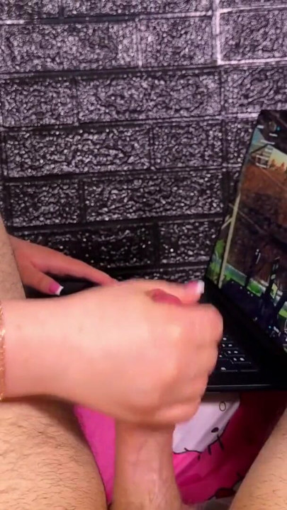 Fast Cum in 20 Sec While I play Games - POST ORGASM TORTURE | Clip 1