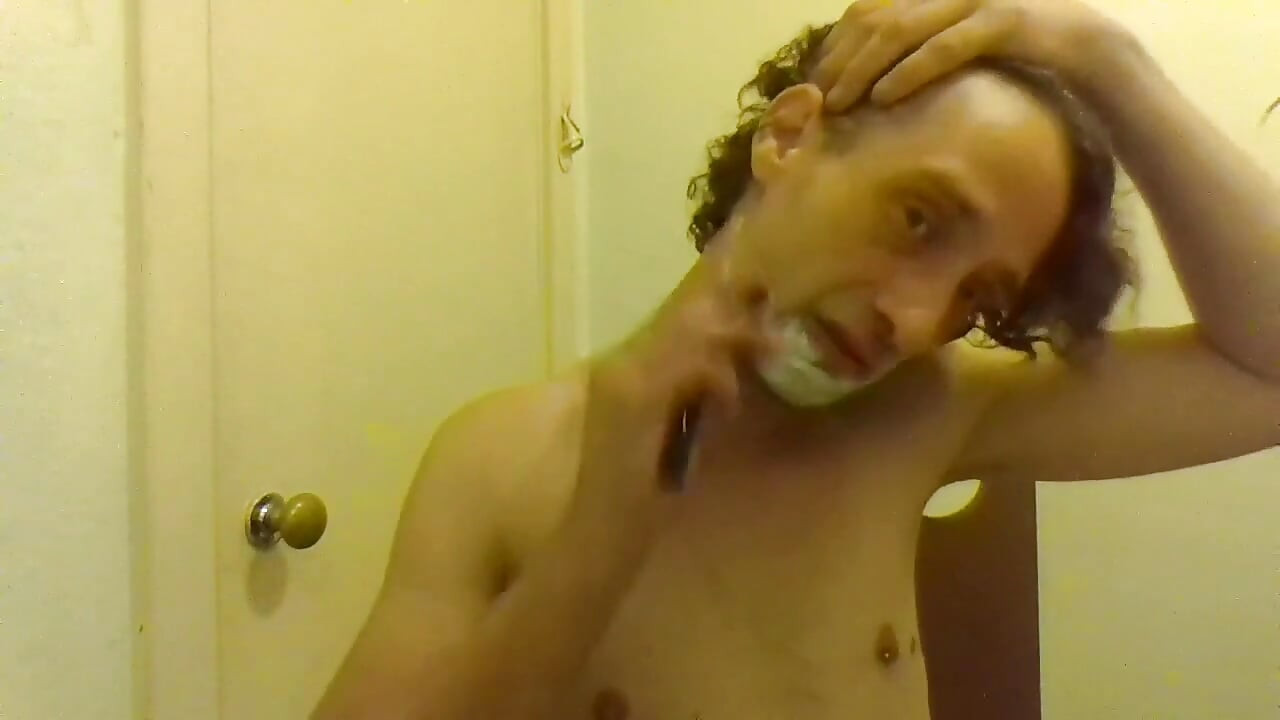 Face Shaving Fetish Fanclub Video of the Month - August 2021
