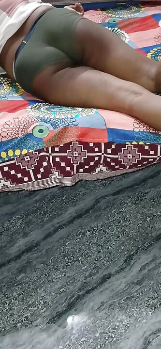 رجنی کسم رو بکن و آبهامو لیس بز، زنم سرپرج است