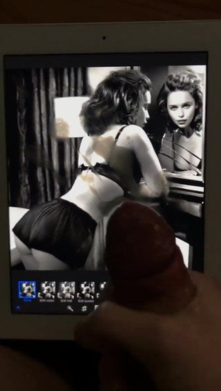 Emilia Clarke cum Tribute