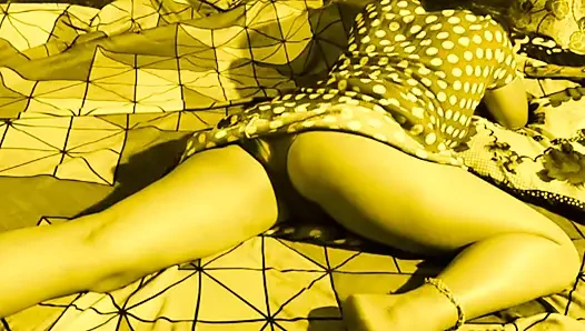 Istri seksi bosku minta aku ngentot memeknya habis-habisan sama kontol hitam besarku