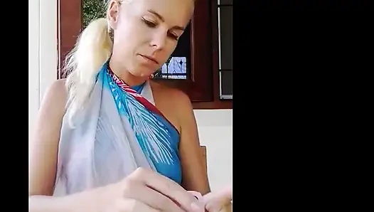 Игнорируй тебя! Обрезание ногтей, лак, окраска