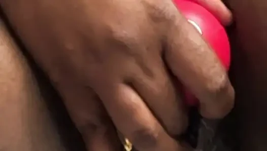Playing with this fat pussy
