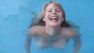 BJ In The Pool.