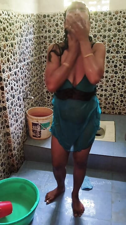 Girlfriend bathroom Sex doggy style