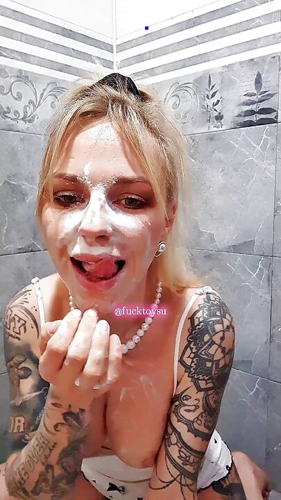 Cute babe deepthroats big dildo, intense riding with fake cum play and messy orgasm