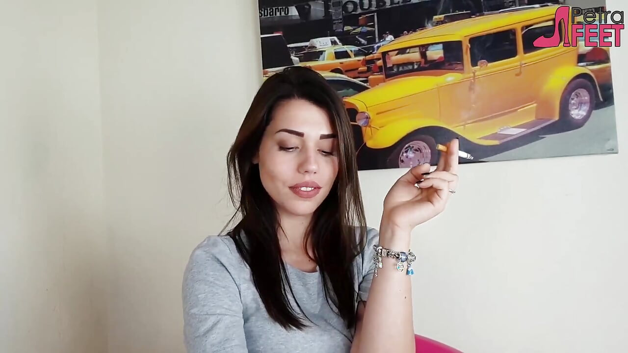 Beauty teen in smoking fetish