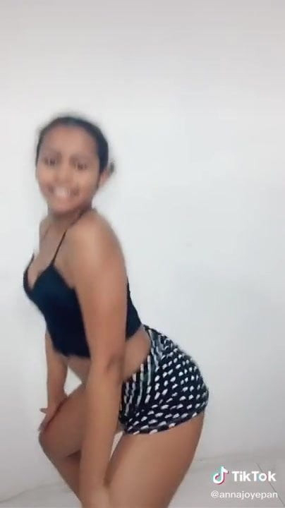 Une bonne salope en short
