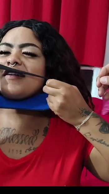 Two Entiado Nerds Makes Discovery Game With Her Half Sister | Clip 2