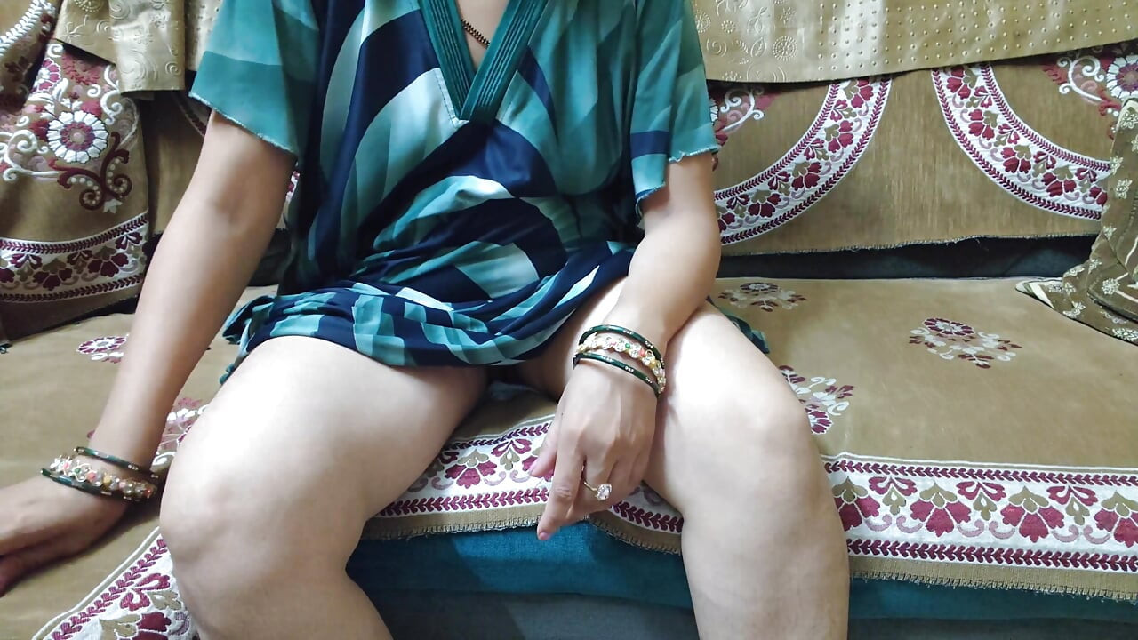Calling Boyfriend Home and Fucking Action