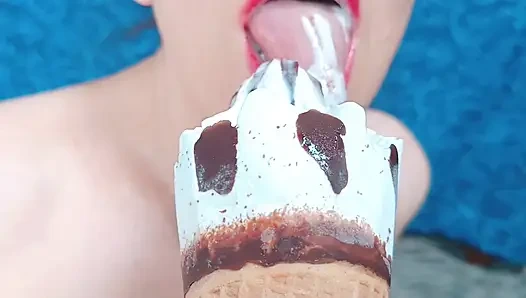 Sabrinahole, ice cream, apricots, whipped cream and a good fuck with huge squirt