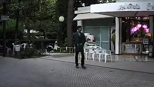 Eva Ciccone ile İtalyan yapımının iki heyecan verici videosu