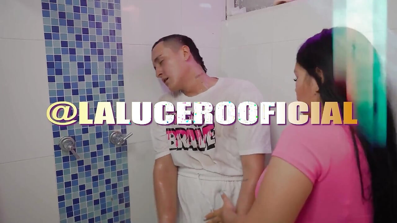 Housewife Cums on the Plumber