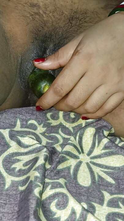 Bhabhi ne chut me liya 9" kheera