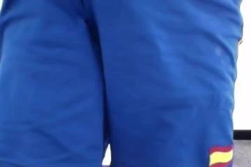 Grande cazzo si masturba