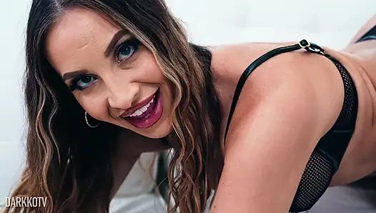 Melissa Stratton в видео от первого лица