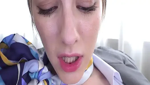 Mavi gözlü güzellik kompostu bozar. Masum bakış vahşi arzuya dönüşüyor!