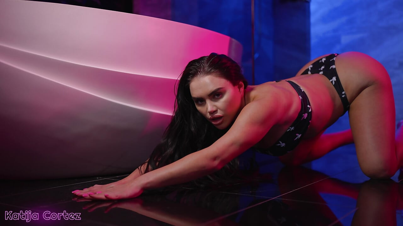 Katija Cortez Getting Hot In The Bathroom