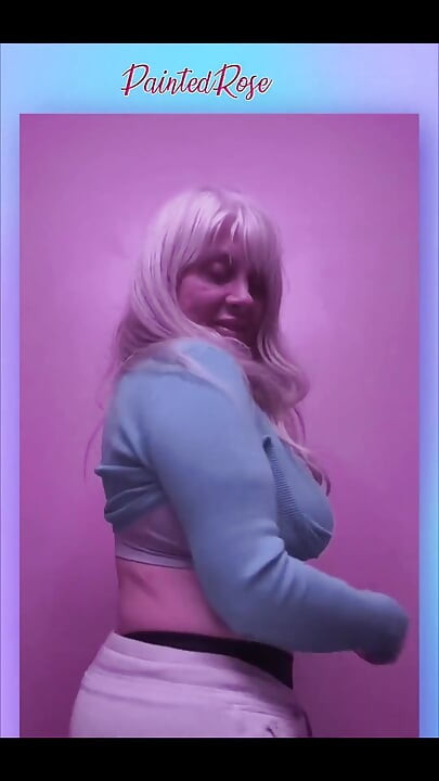 Kongkek tarian: kerana hari Jumaat!