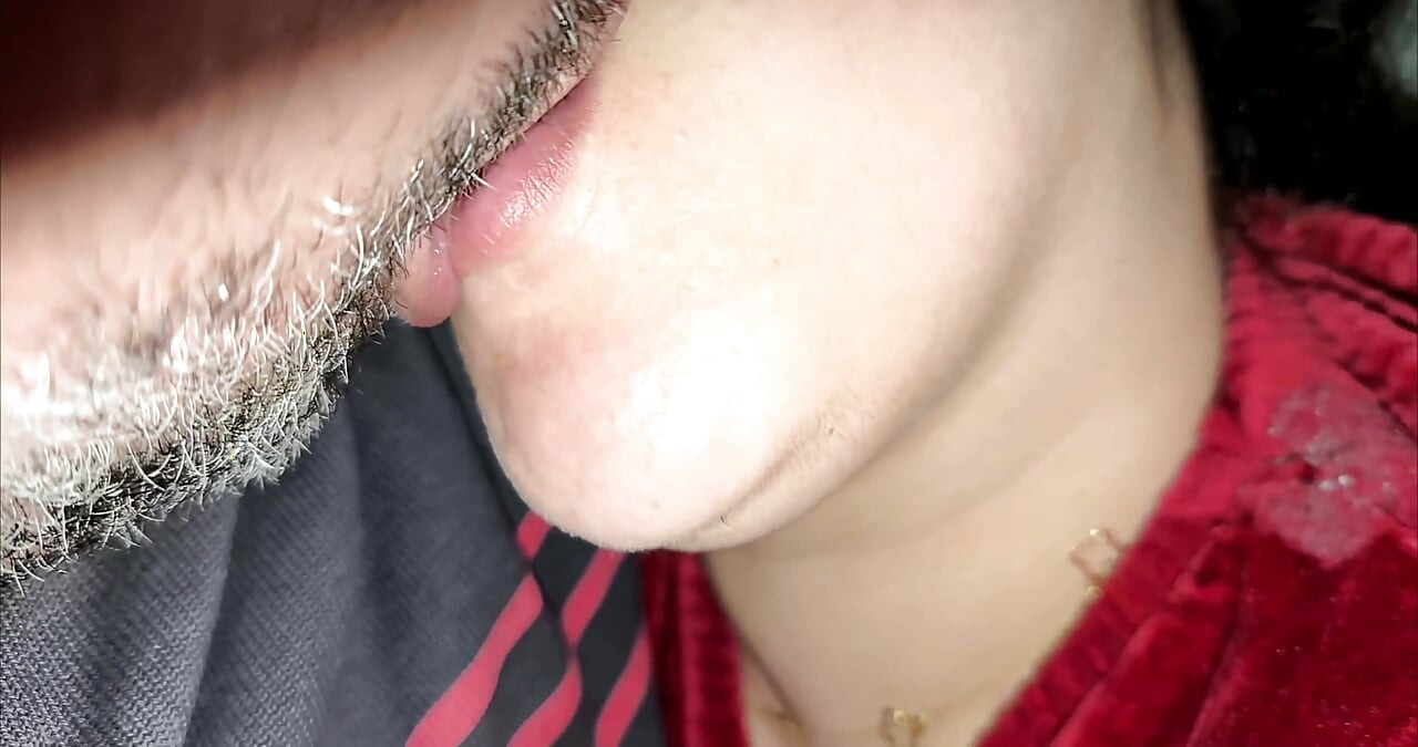 Un Couple Iranien Baise Une Grosse Bite Romantique