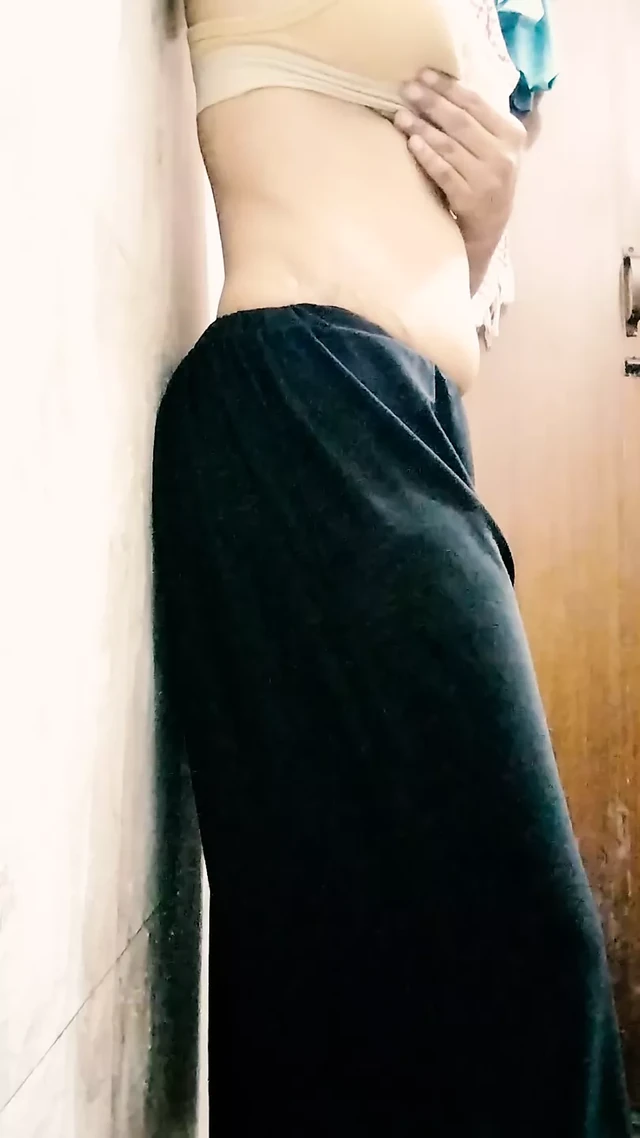 Gandi wali sex audio bhaiya bankr chod diya hindi desi sex audio