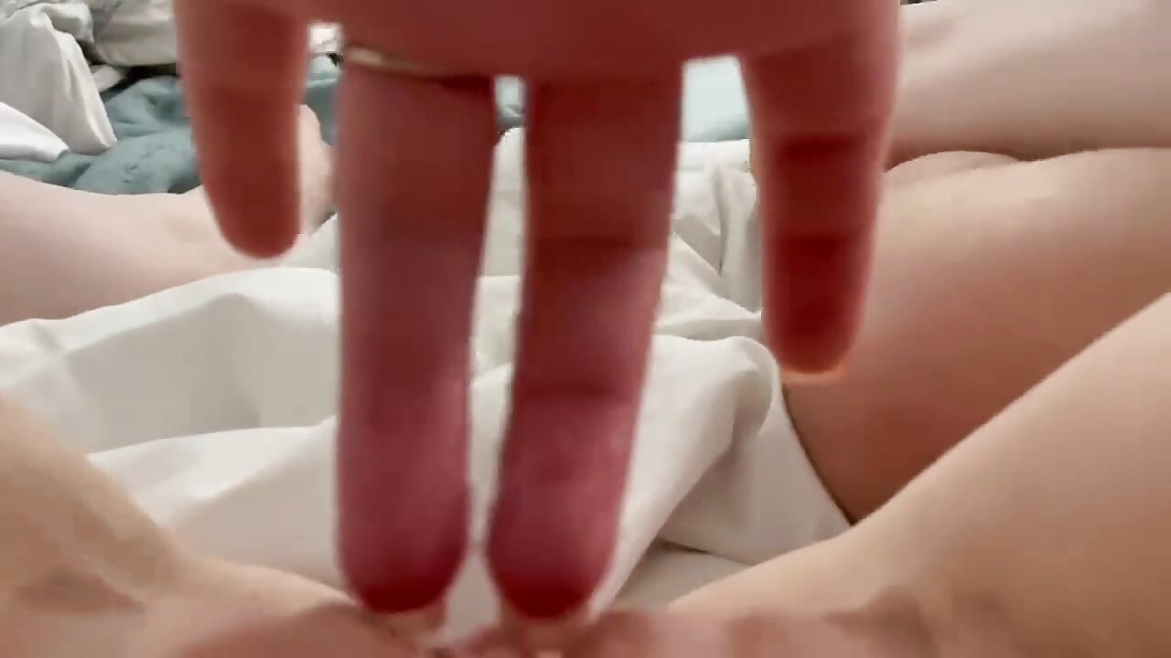 Rapidamente fodi minha esposa durante o almoço!