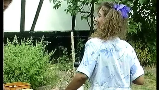 Alman Kapılarının Arkasında Özenle Siktir Edilir - Tam Film