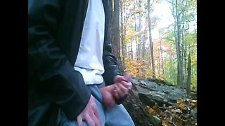 Autumn jerk in the woods