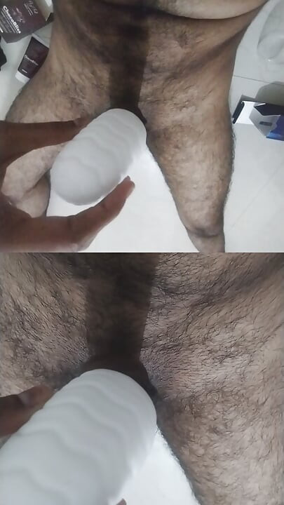 NEIGHBOUR'S BIG ASS !!!!!