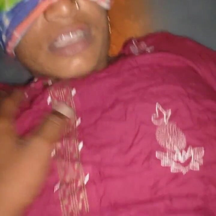Bhabhi Ko Pela in House Hindi Video