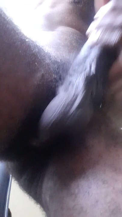 Nyepong kontolku. #Stud #BBC #BlackKing #BNWO