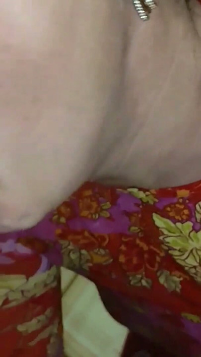 Mature MILF gives Sloppy Blowjob with Lot Cum in Mouth | Clip 1