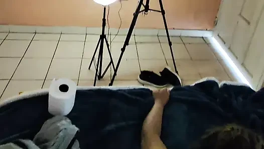 Schnell, mein Mann wird es herausfinden! Ich habe Sex mit einem reifen Fitnessmädchen