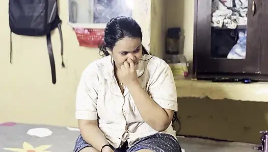 Моя сводная сестра сердится со мной, мы поделили одну кровать всю ночь полное хинди вирусное видео