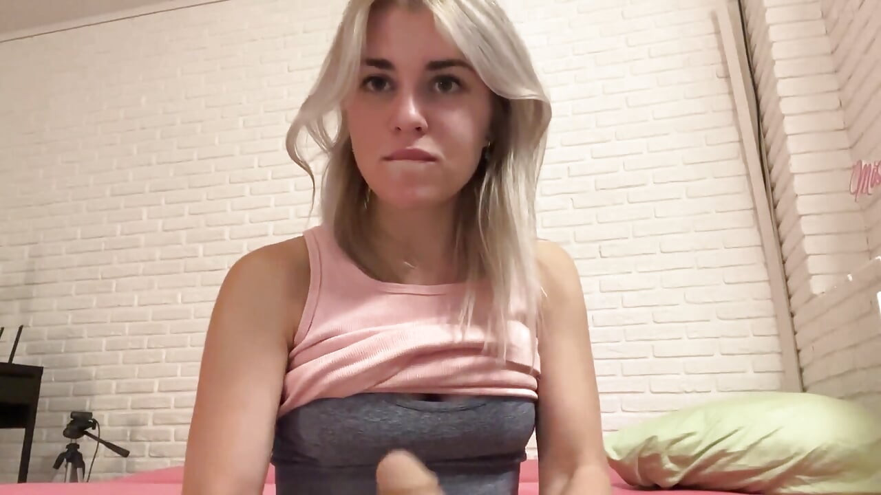 Svedla přítele nevlastní sestry