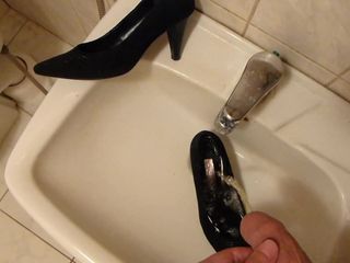 Piss in wifes black court suede shoe