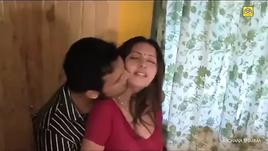 Beautiful hot indian house wife hardcore fucking