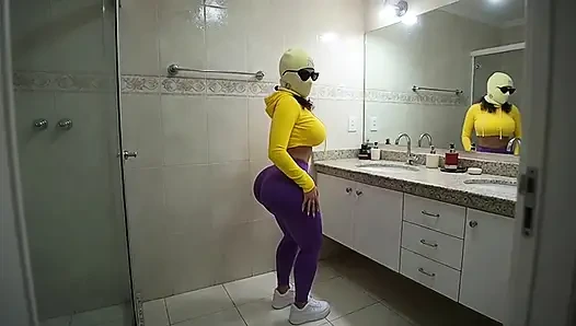 Petite Big Ass Stepsister Twerking in the Bathroom