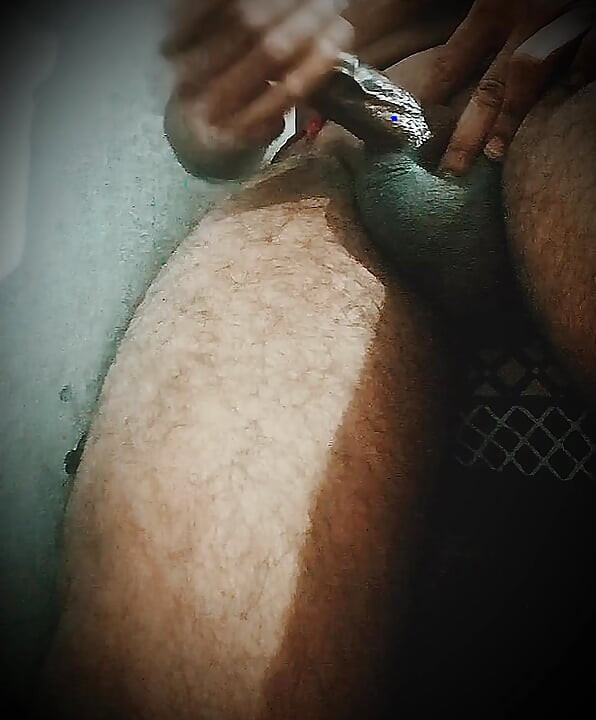 Indian big black dick boy  masterbating
