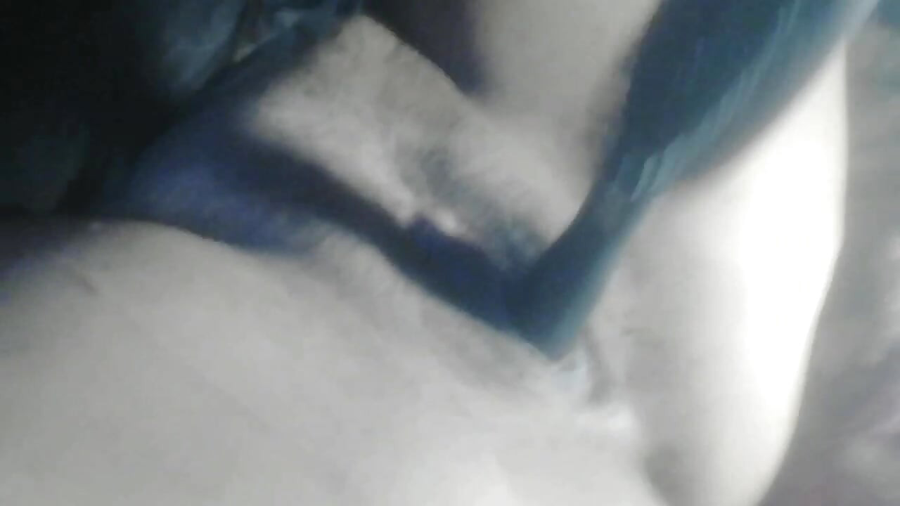 Home Alone: My Brush Feels So Good (REAL HOMEMADE)